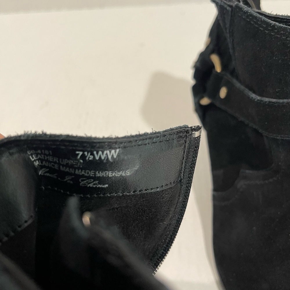 Women’s Bella Vita Bronx Black Leather Booties Size 7.5 W! - Picture 7 of 10